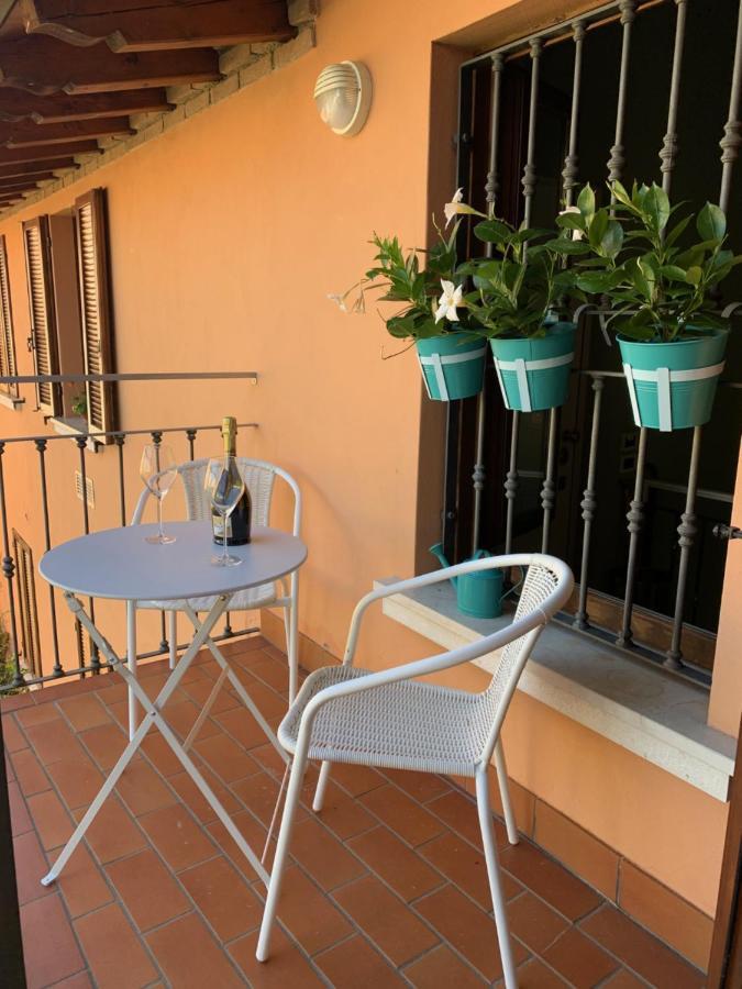 Casa Mariposa Lejlighed Desenzano del Garda Eksteriør billede