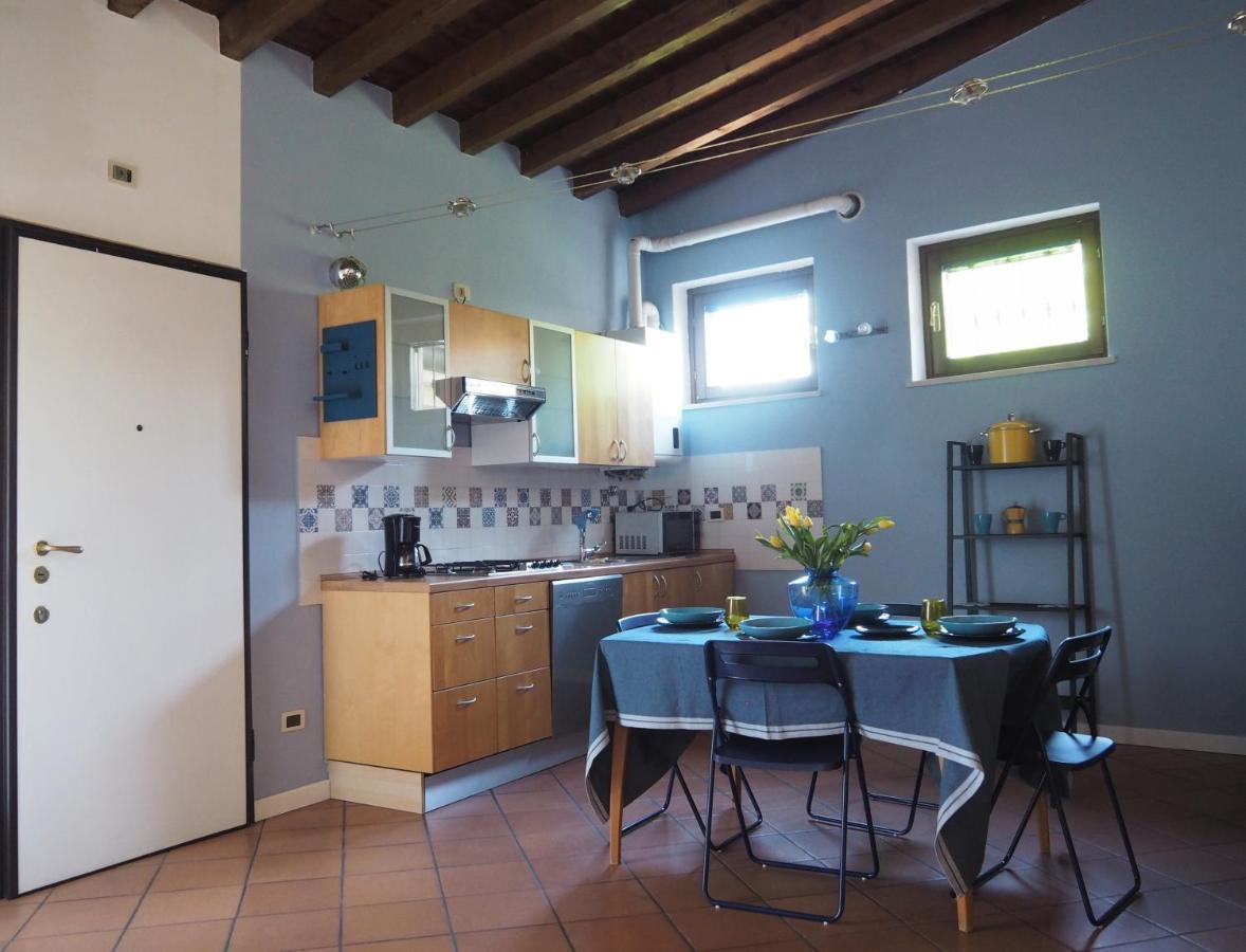 Casa Mariposa Lejlighed Desenzano del Garda Eksteriør billede